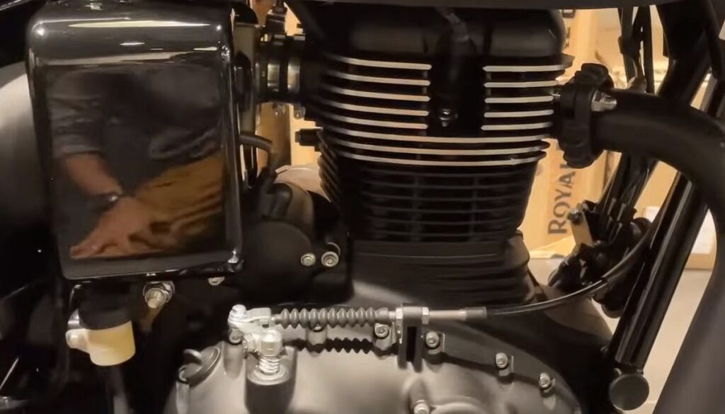 Royal Enfield Bullet 350 Engine